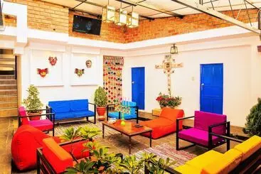 ベッドアンドブレックファースト Saqray Hostel