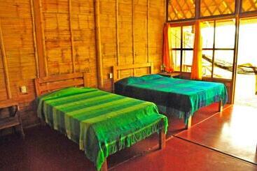 Grillo Tres Puntas Eco Hostel