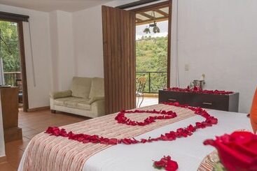 ホテル Alejandria Resort Barichara