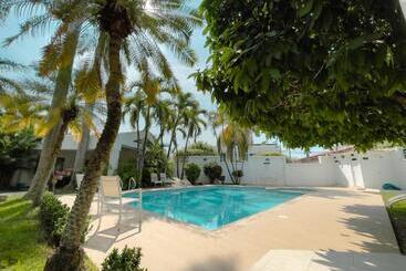 L`aurora Hotel Boutique