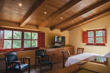 茅舍 Sa Perafita   Mf