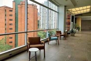 هتل Viaggio Medellin Grand Select