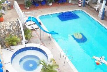 هتل Villa Del Rosario Nuevo