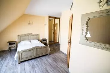 ベッドアンドブレックファースト Domaine D Auxonnettes Chambres D Hôtes Et Gîtes