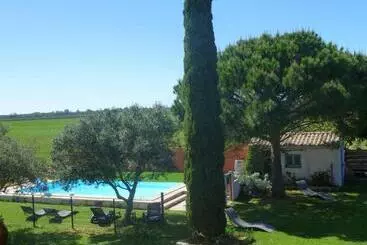 Bed and Breakfast Gites Et Roulottes Du Grand Puits