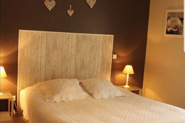 민박 Mas Du Tilleul