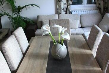 Bed and Breakfast Roissy Chambres