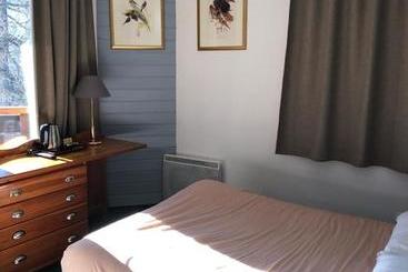 فندق Hôtel Les Trappeurs