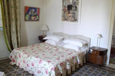 هتل La Maison De Sophie