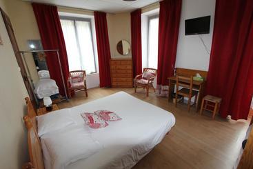 בית מלון כפרי Auberge La Caverne