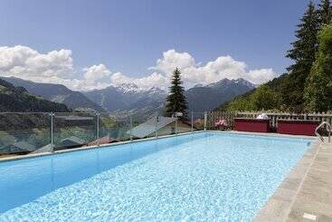 فندق La Ferme Du Chozal, Chalet De Tradition