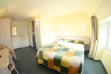 هتل Hôtel Saint Marc