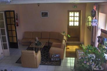 Отель L Esterille