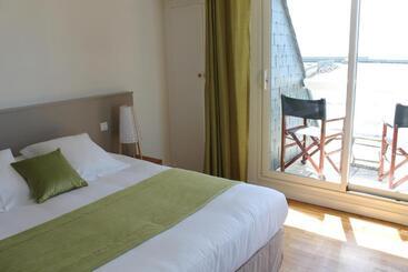 Отель Le Poisson D Avril