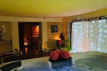 Bed and Breakfast Chateau Du Four De Vaux