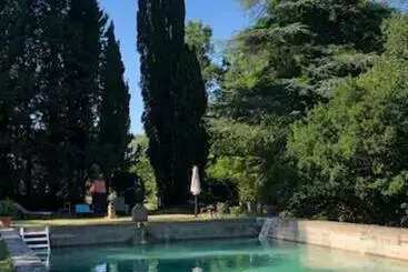 Bed and Breakfast La Féraude   Pays D Aix En Provence