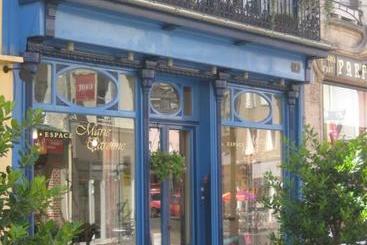 مبيت وإفطار La Maison De Marie Caroline