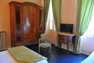 Bed and Breakfast Villa Valflor Chambres D Hôtes Et Appartements