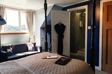 Bed and Breakfast Briarbank Guest House