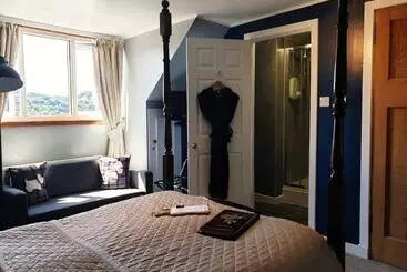 Bed and Breakfast Briarbank Guest House