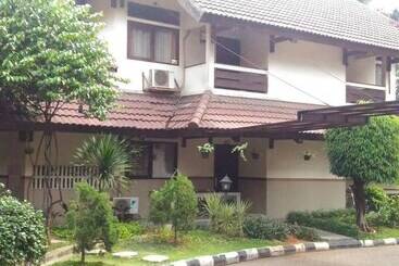 Hotel D Arcici  Plumpang