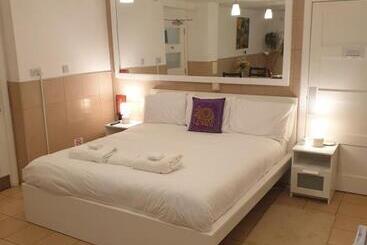 Bayview Bed And Breakfast