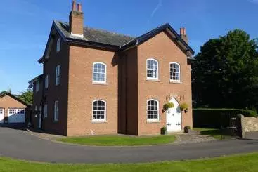Bed and Breakfast Manor House Farm