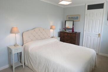 ベッドアンドブレックファースト Newmans Lodge