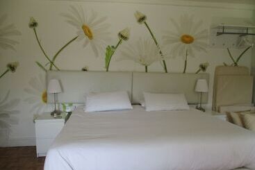 Hillview Bed And Breakfast