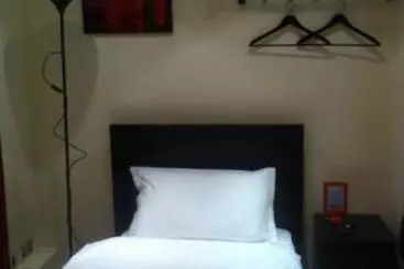 ホテル The Greyhound Cottage