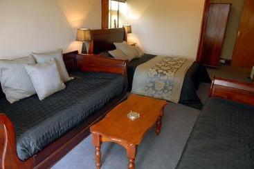 민박 Hopbine House