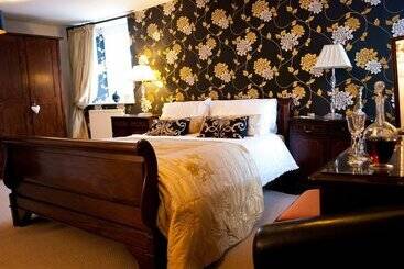 مبيت وإفطار The Castle House