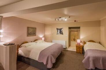 Bed and Breakfast The Devonian