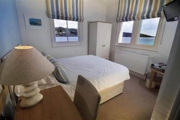 住宿加早餐  The Paris