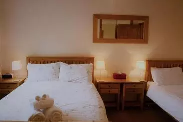 Bed and Breakfast Torcastle House