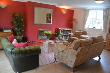 Tasman Bed And Breakfast