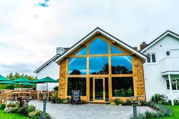 호텔 Arrow Mill Brunning And Price