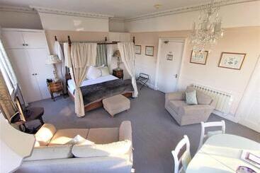 בית מלון כפרי Diglis House