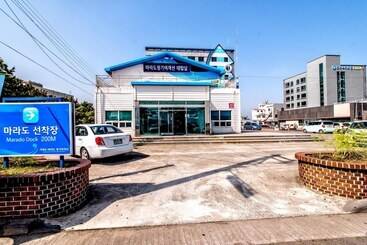 Seawater Spa Hotel Coza