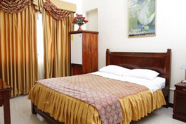 Hotel Versailles Internacional