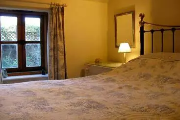 Norton House Bed & Breakfast & Cottages