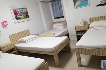 پانسیون Asia Travel House