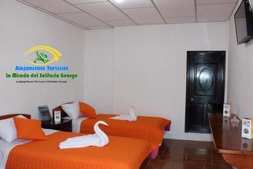 Ostello Hostal La Mirada Del Solitario George