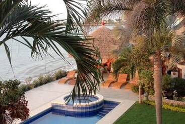 Bed and Breakfast Boutique Playa Canela Ecuador