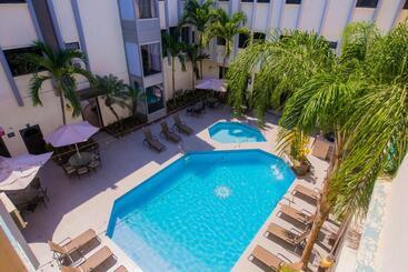 هتل Presidente Beach Salinas