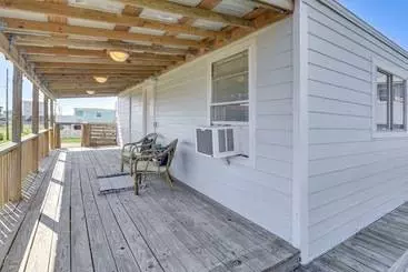 Hus på landet Texas Stilt House: Walk To Surfside Beach!