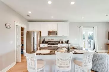 Landhus Port St Joe House W/ Deck & Private Beach Access!