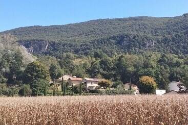 Majatalo Chambres D Hôtes & Studio L Hosting Noix