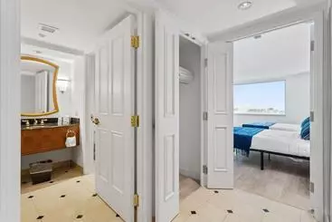 アパートホテル Two Beachfront Stylish Cozysuites