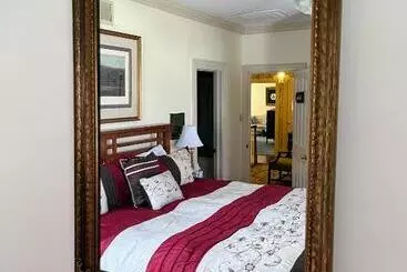 ベッドアンドブレックファースト The Virginia Cliffe Inn